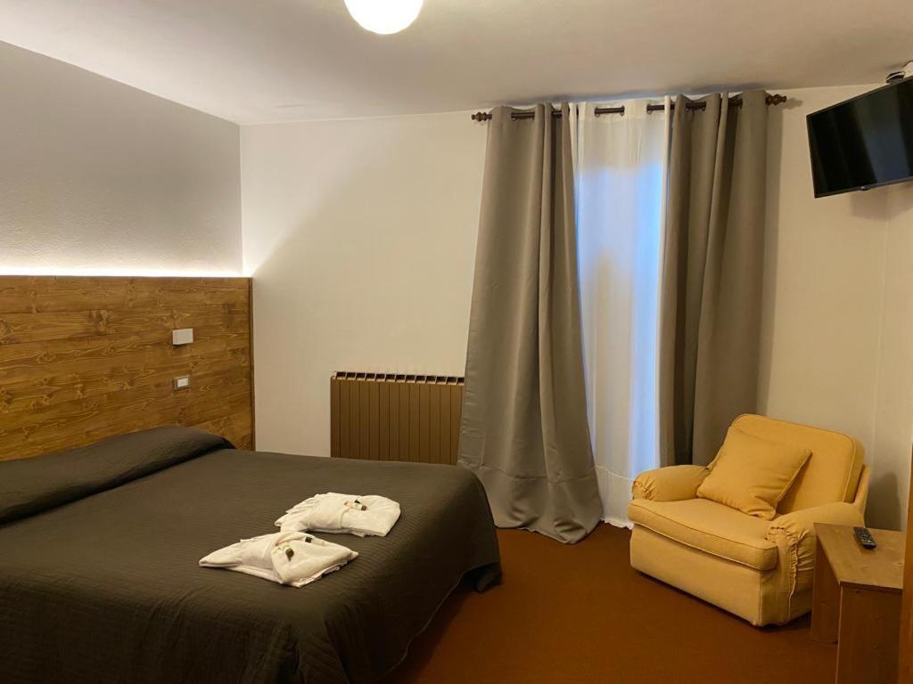 Albergo Quai Monno Exteriör bild