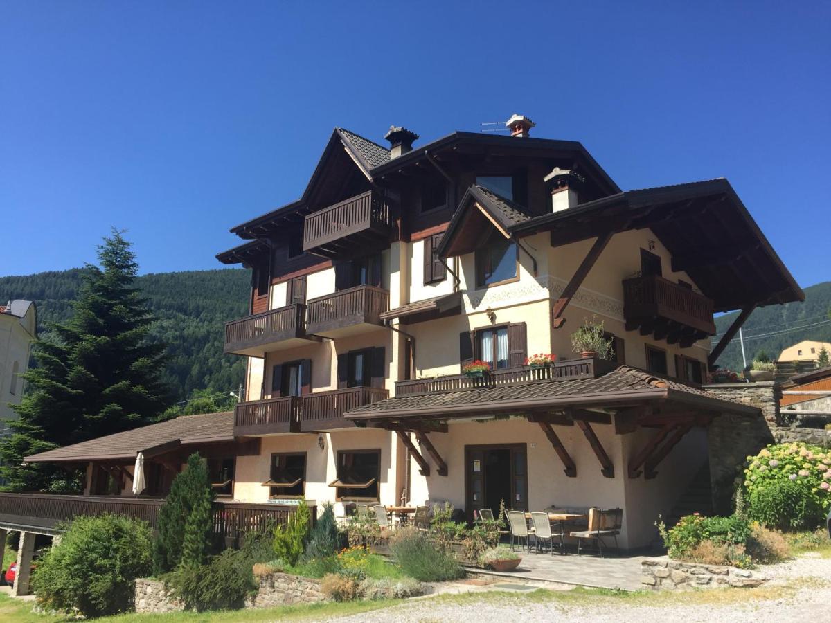 Albergo Quai Monno Exteriör bild
