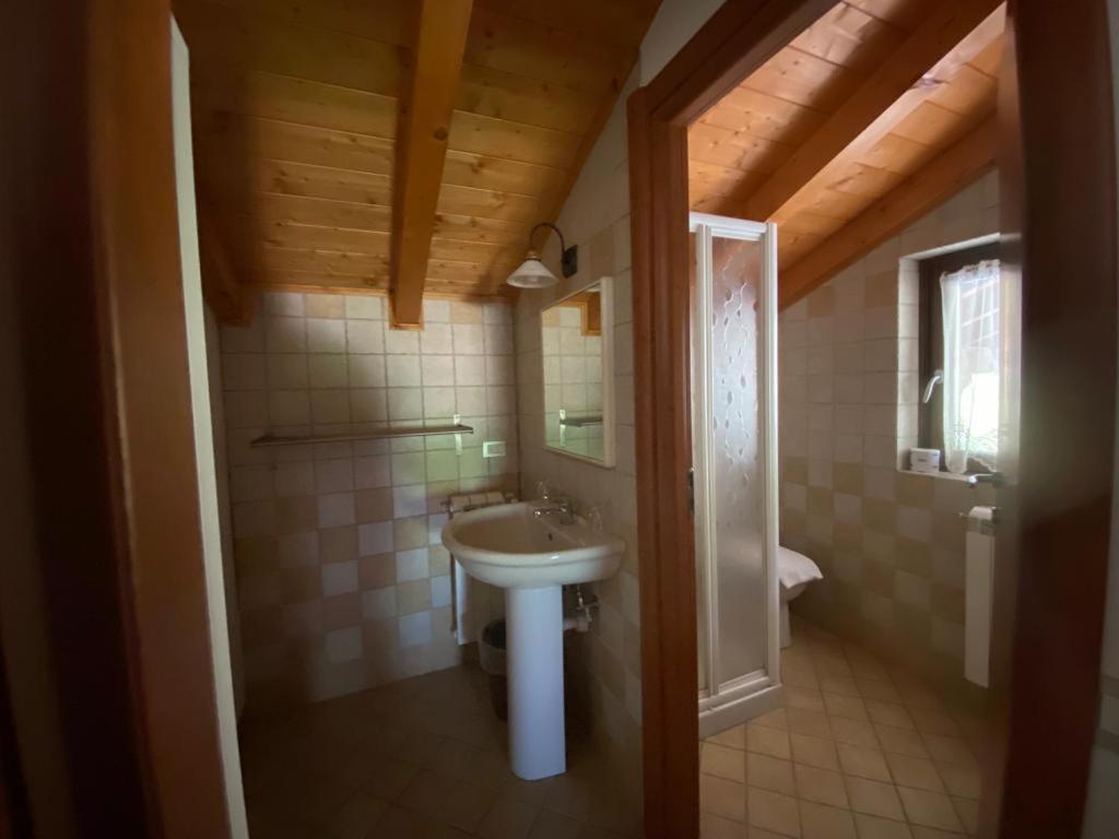 Albergo Quai Monno Exteriör bild